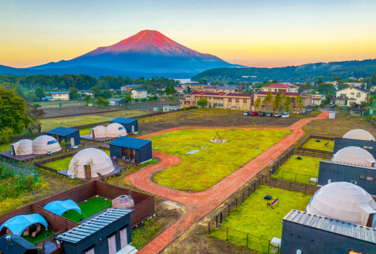 Luxury Glamping with Pets in Yamanashi’s New Cottage