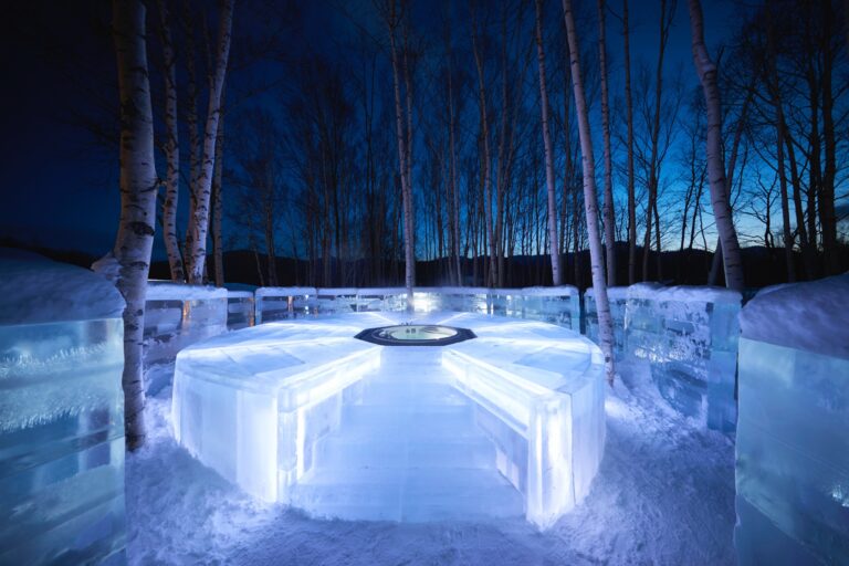 A Dream of Ice: The Enchanting Stay Experience at Hoshino Resorts Tomamu