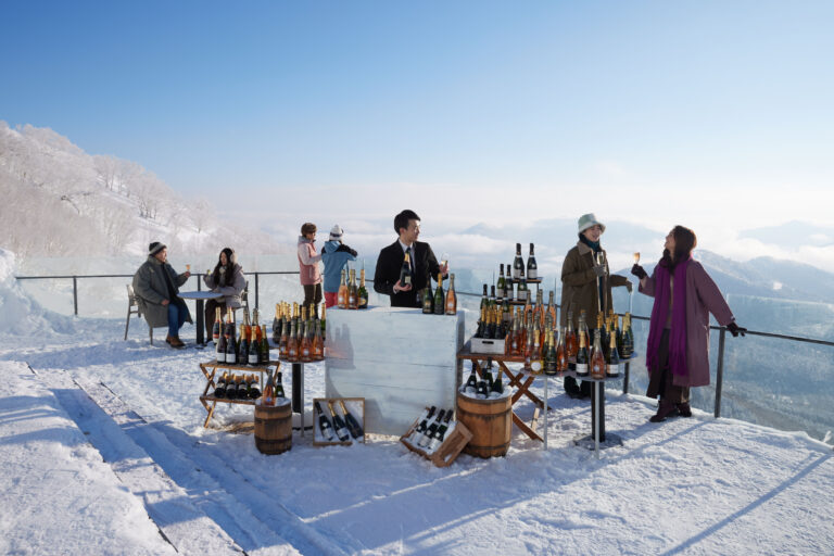 Hoshino Resort Tomamu: 2024 Scenic Champagne Terrace